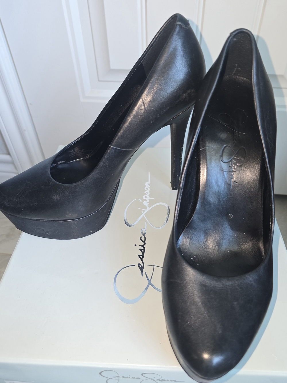 Jessica Simpson Black Platform Pump Heels